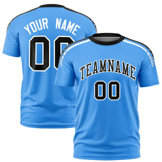 Camiseta deportiva personalizada en azul claro, blanco y negro - Estilo 1