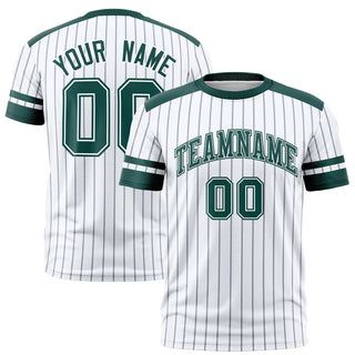 Camiseta deportiva personalizada con diseño de rayas blancas, negras y verdes - Estilo 1